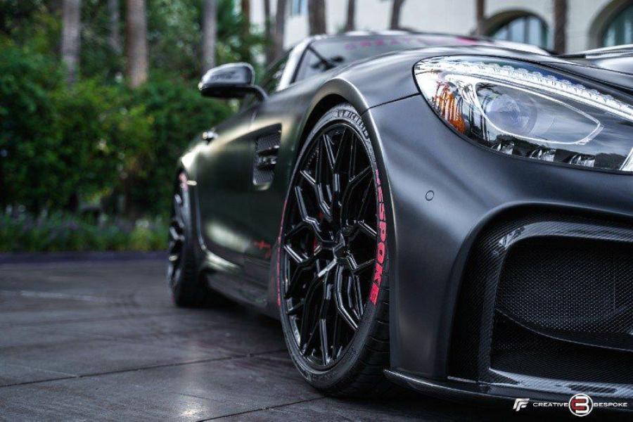 Детали экстерьера Mercedes-AMG GT S by Creative Bespoke 2019 года  (фото 27 из 93)